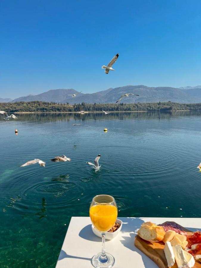 Apartmani Mia Tivat Zewnętrze zdjęcie