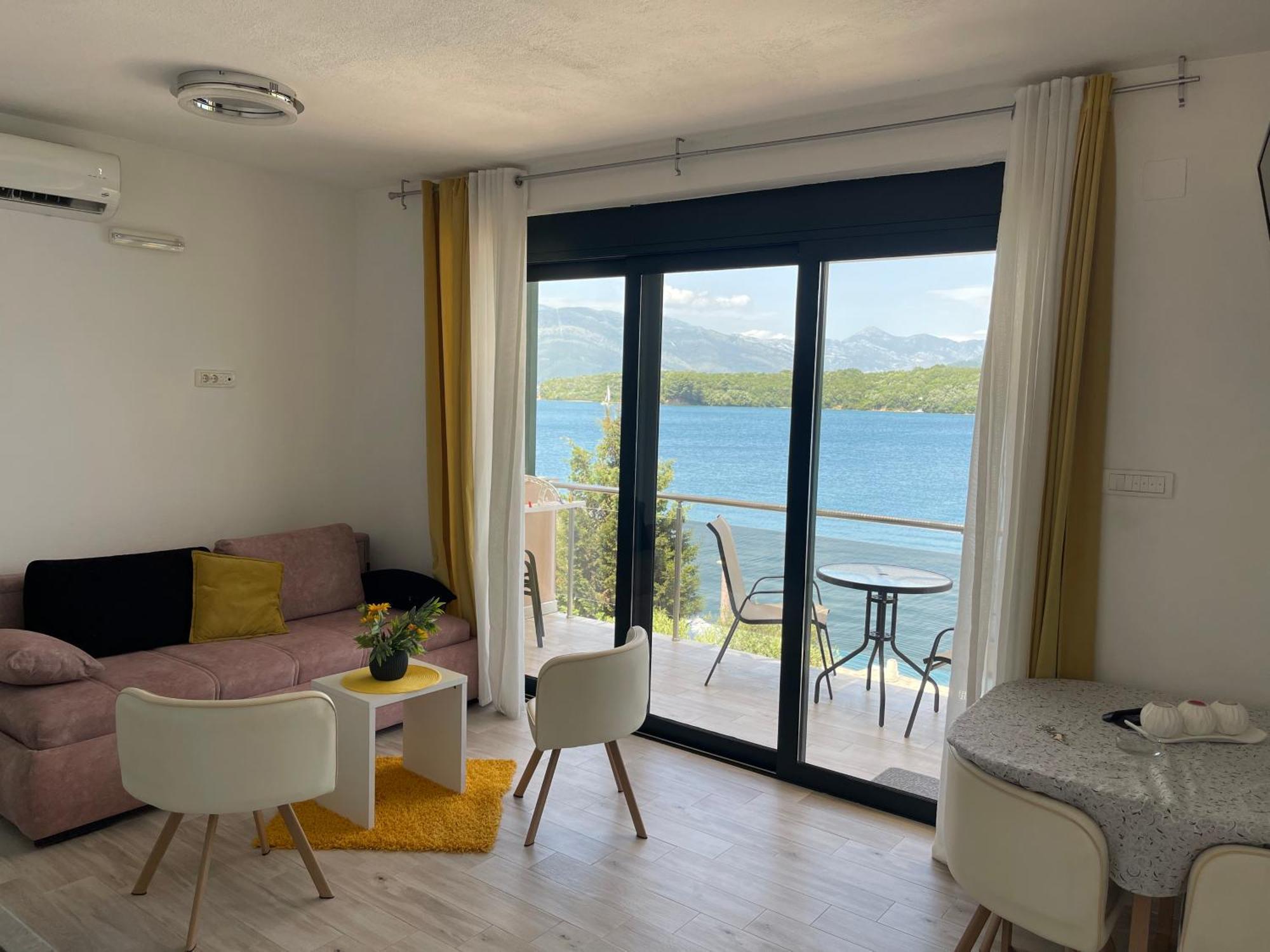 Apartmani Mia Tivat Zewnętrze zdjęcie