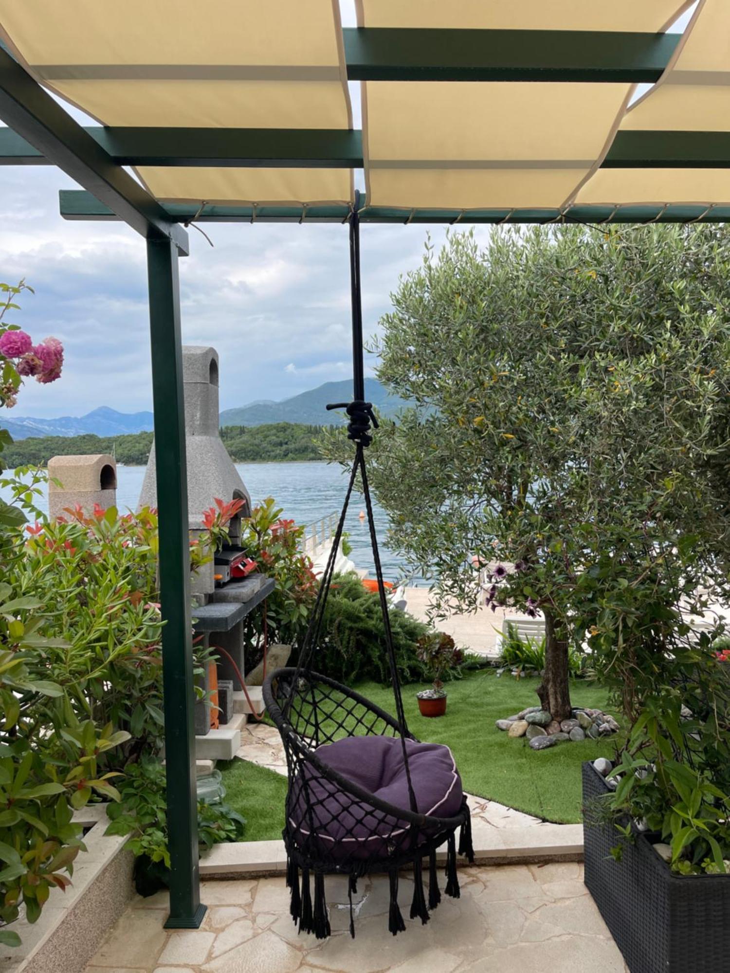 Apartmani Mia Tivat Zewnętrze zdjęcie