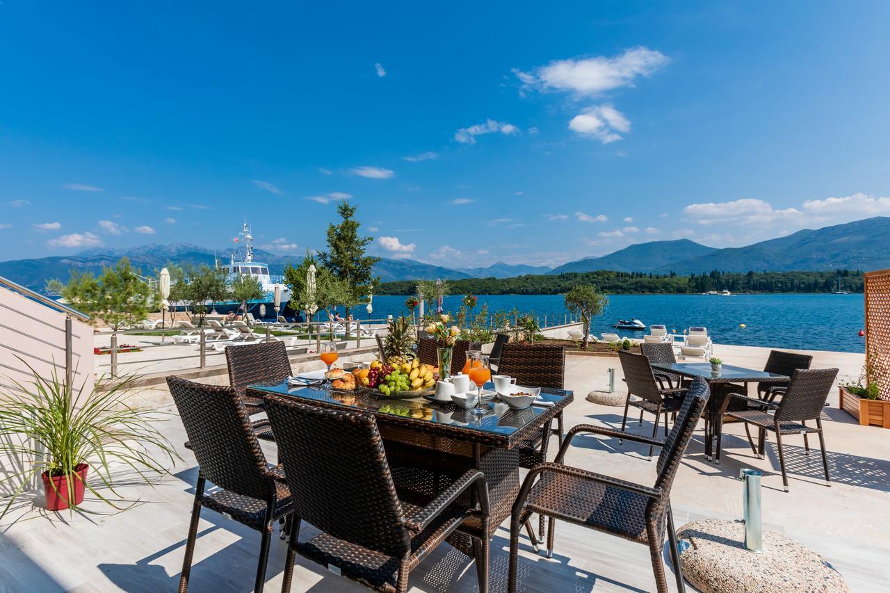 Apartmani Mia Tivat Zewnętrze zdjęcie